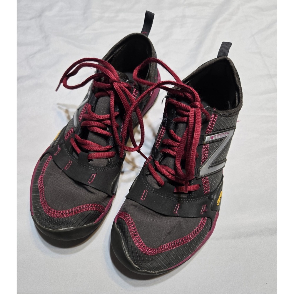 New Balance Minimus Women's 7.5 Athletic Shoes Vibram Sole Mesh Gray Dk Pink